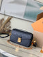 M46595 路L家-Pochette Métis East West 黑色