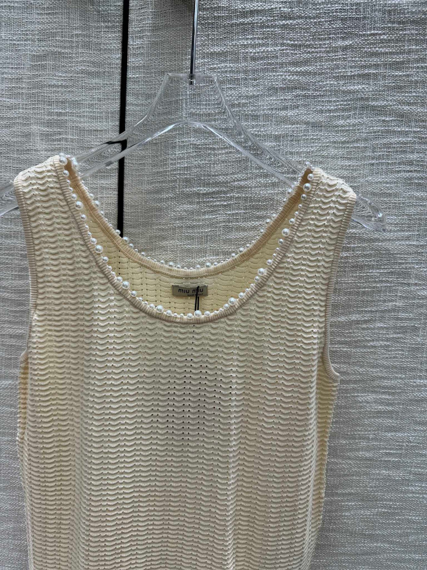 穆Ｍ家-2404 重工釘珠針織背心 杏色