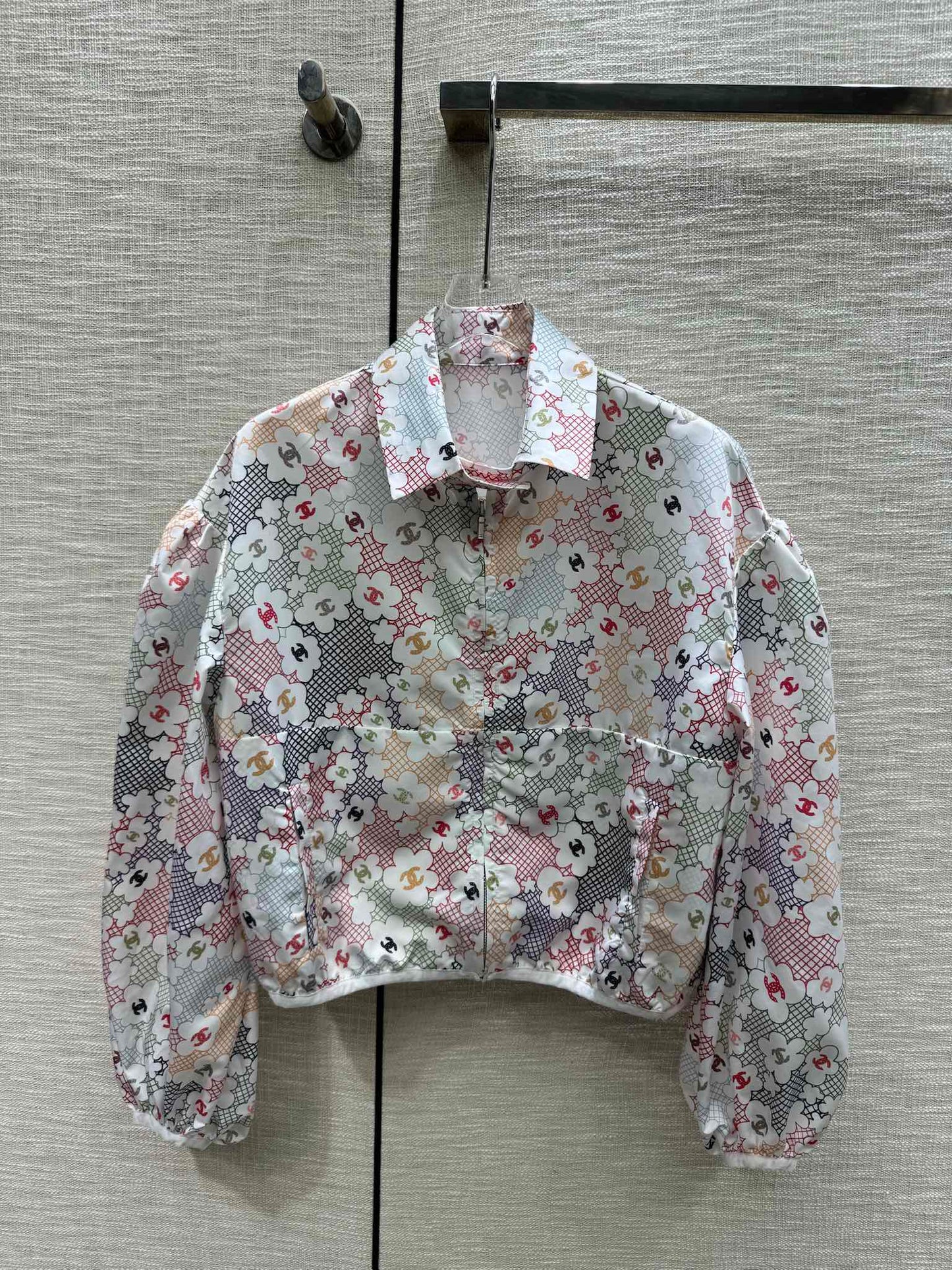 小香家-2403 彩色山茶花雙C短外套