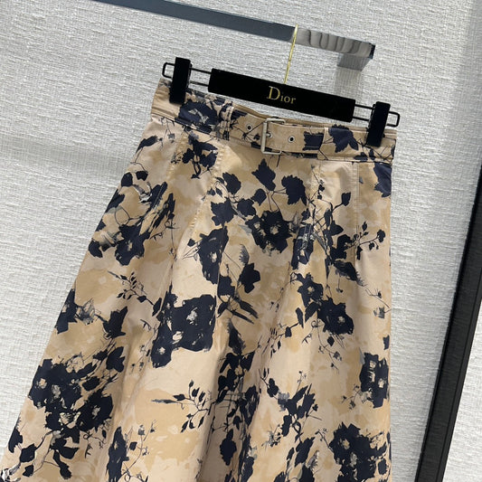 迪D家-2403 新品黑色花卉卡其半身裙