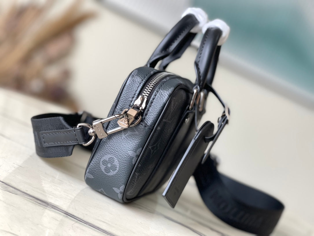 M82770 路L家-Nano Porte Documents Voyage手袋 黑色男款