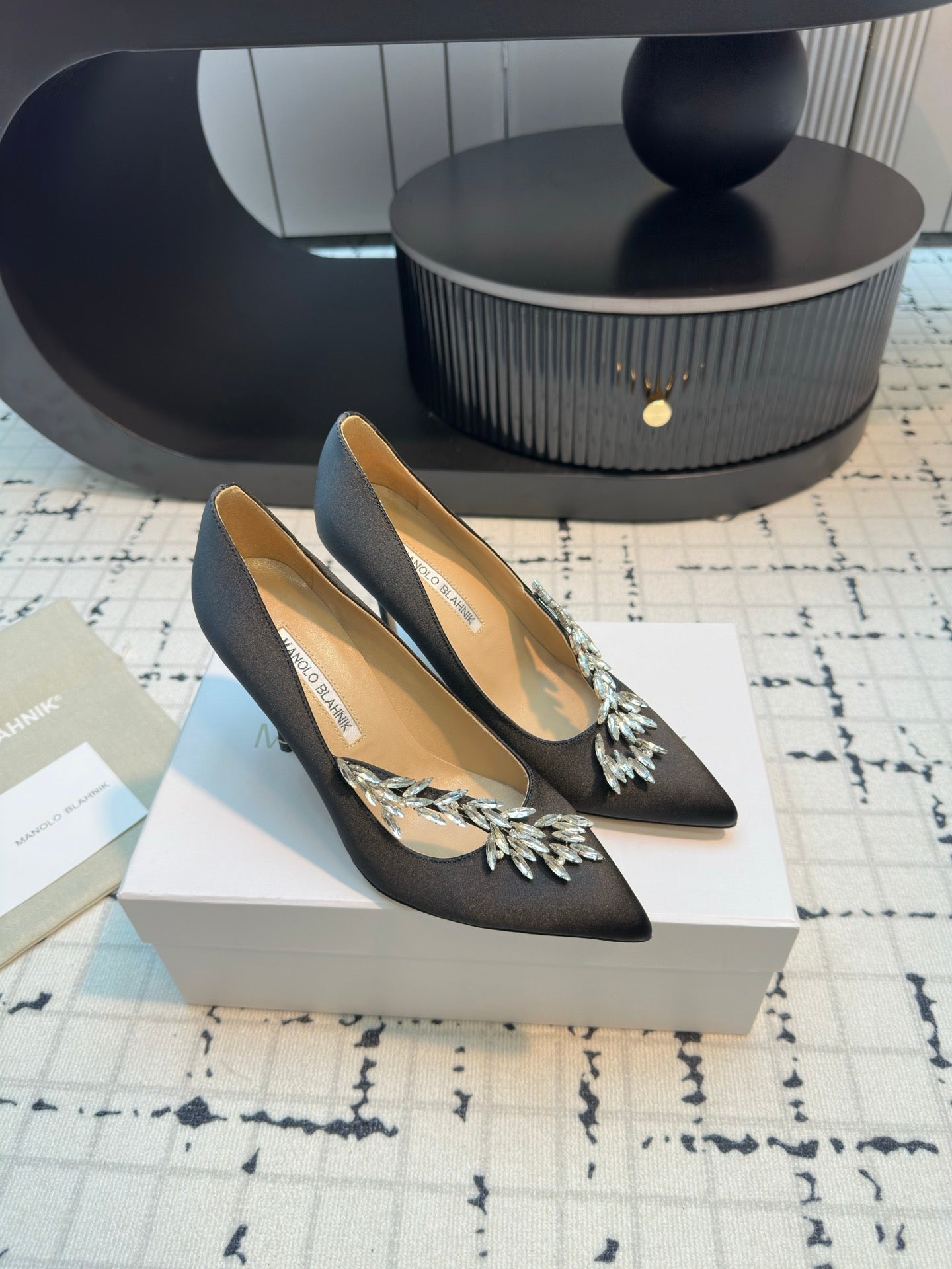 Manolo Blahnik-2024 高跟鞋 黑色