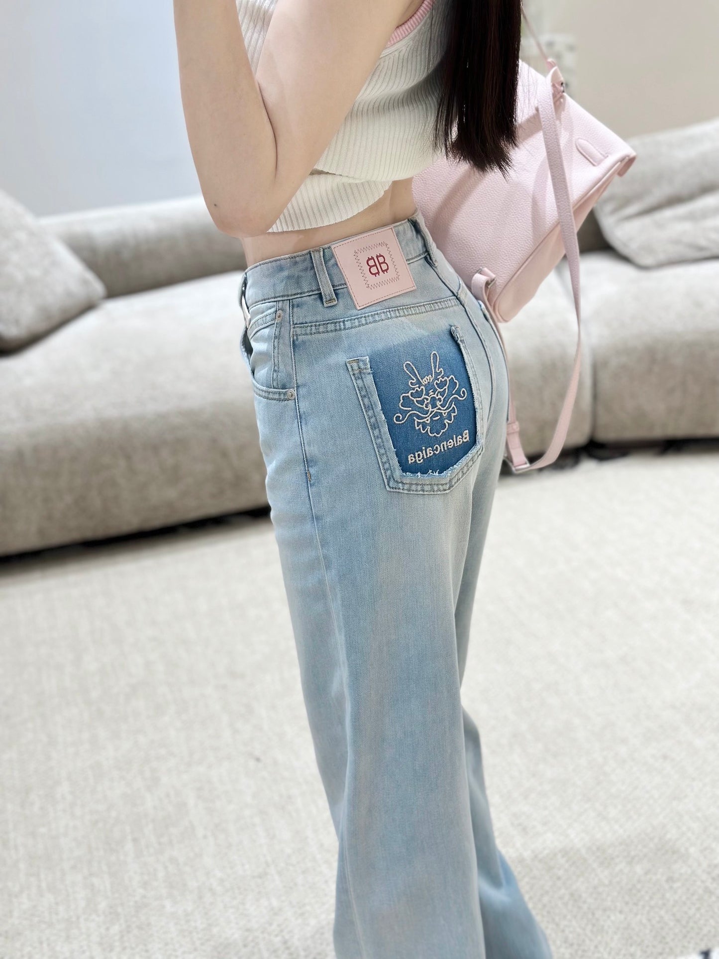 巴黎世-2403 經典小龍人刺繡牛仔褲 淺色