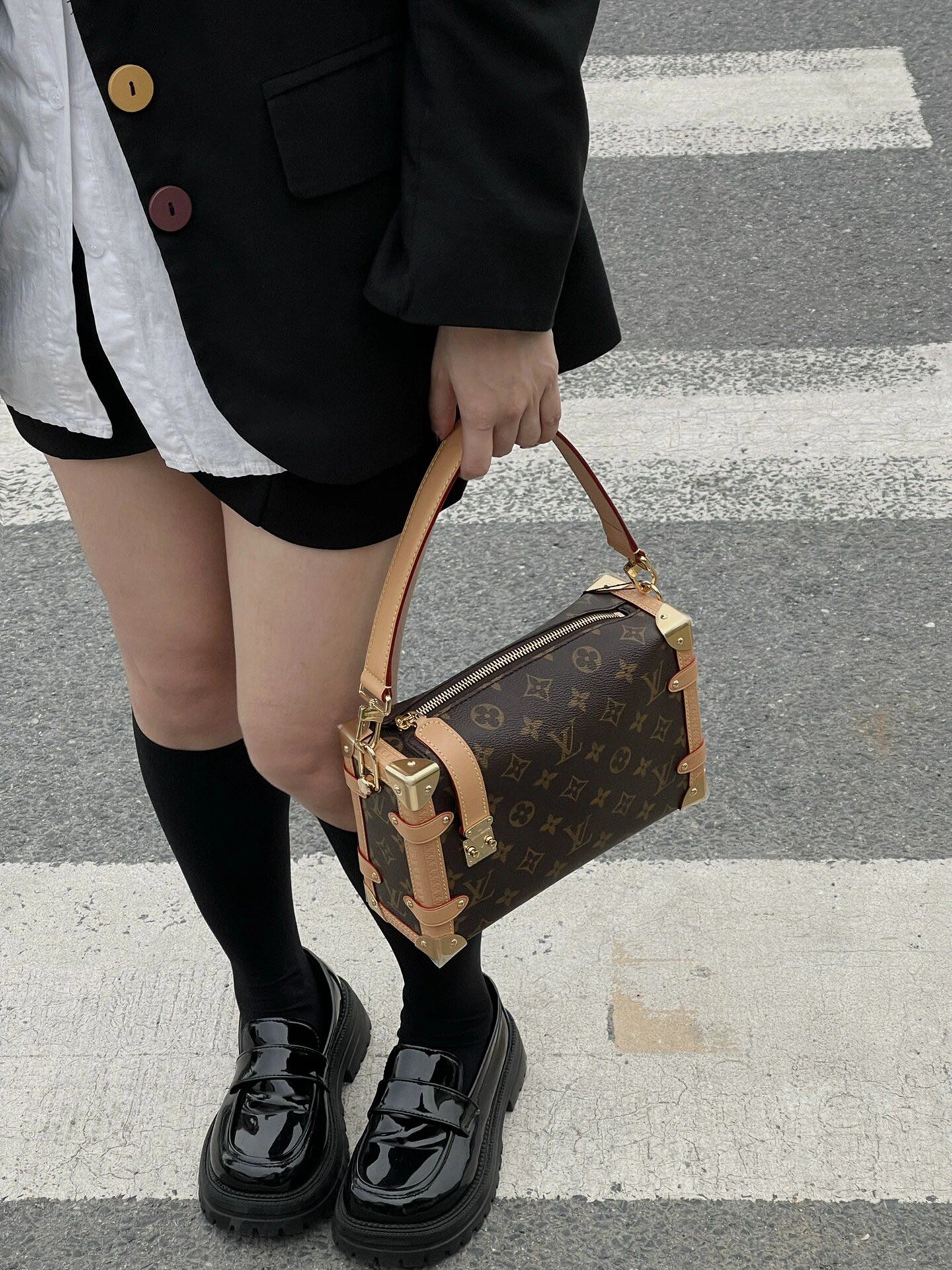 M46358 路L家-Side Trunk MM 手提肩背包