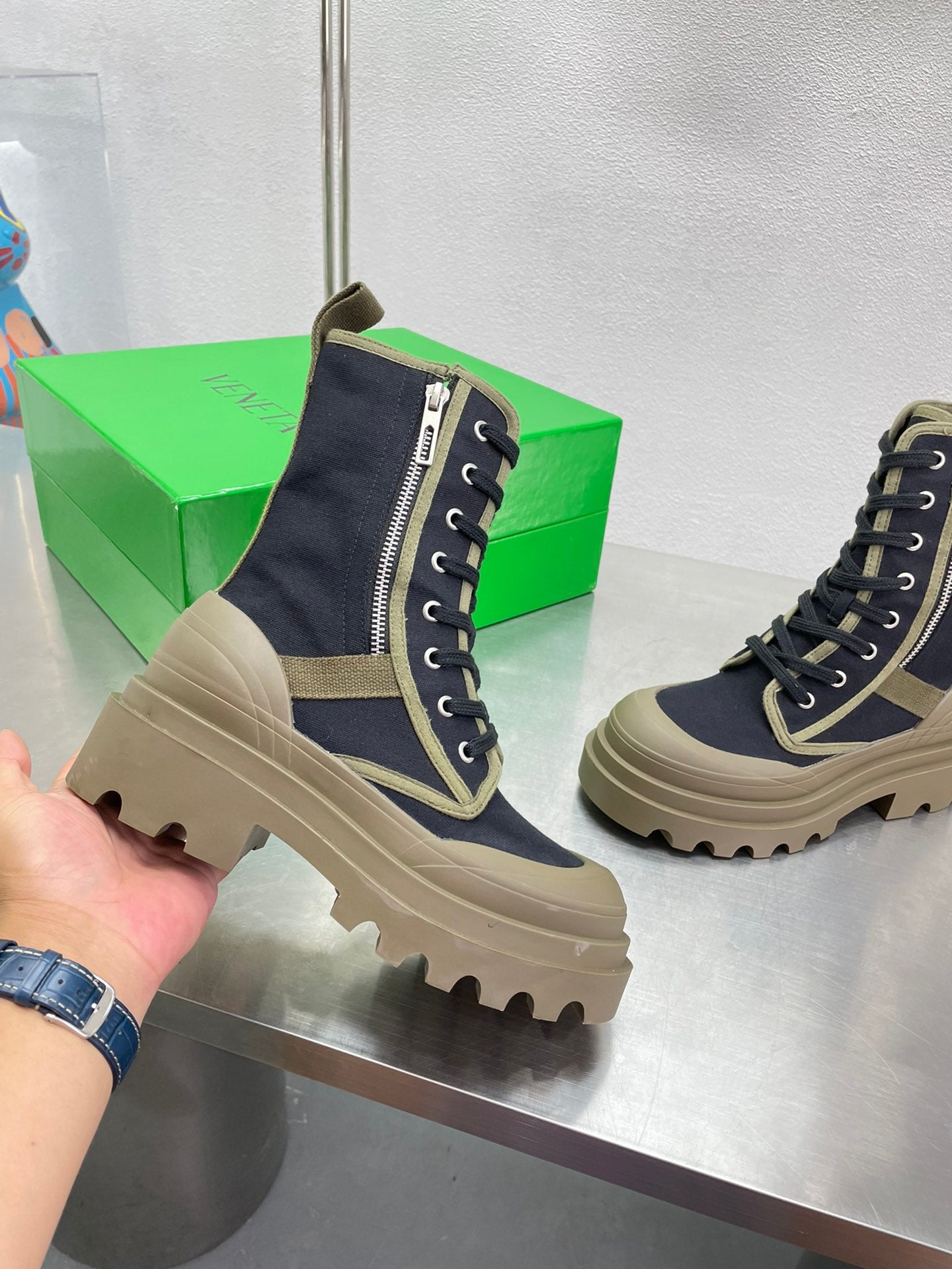 B編織-2023新款 馬丁靴 軍綠色 男女同款