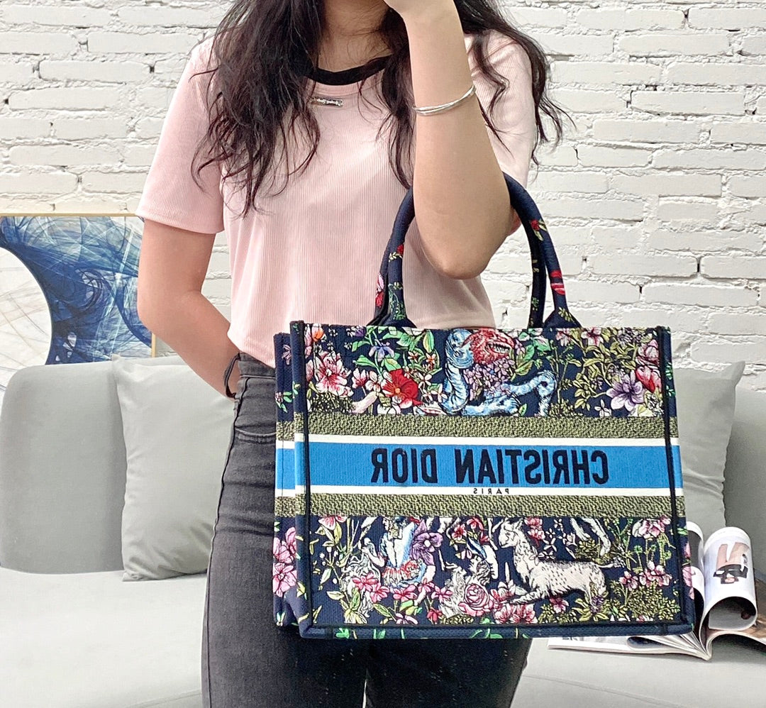 迪D家-Book Tote 黑花刺繡 中號