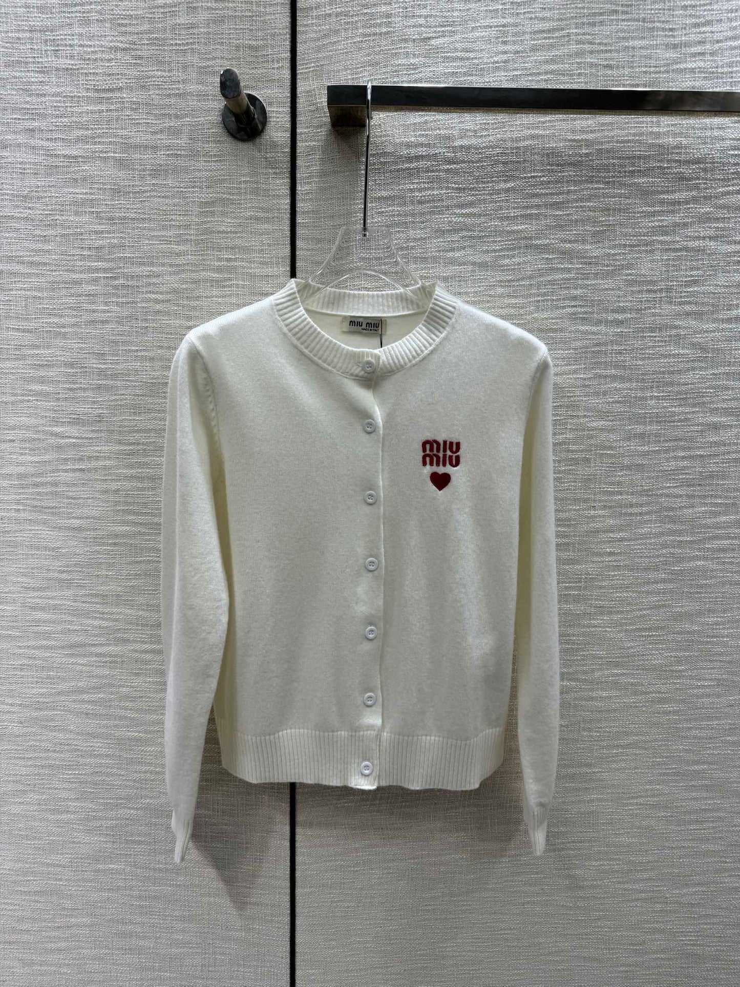 穆M家-2404 愛心刺繡logo針織開襟衫