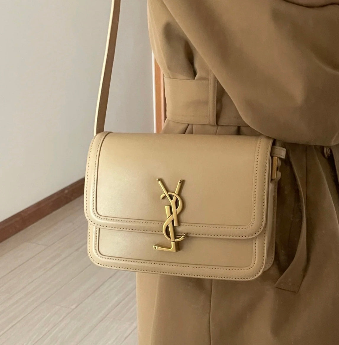 聖Y羅-BOX SAINT LAURENT 豆腐包 大號 杏色