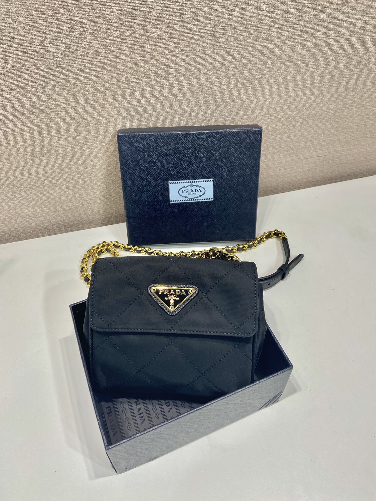 普P家-中古斜背包 黑色迷你