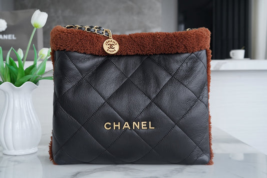小香家-Chanel 22號手袋 羊羔毛款 黑棕色