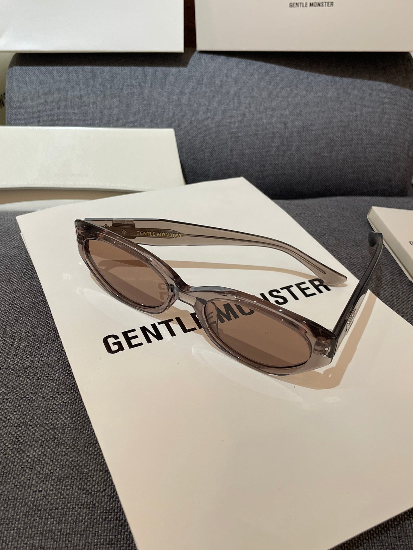 GENTLE-墨鏡 Collection 透明茶色