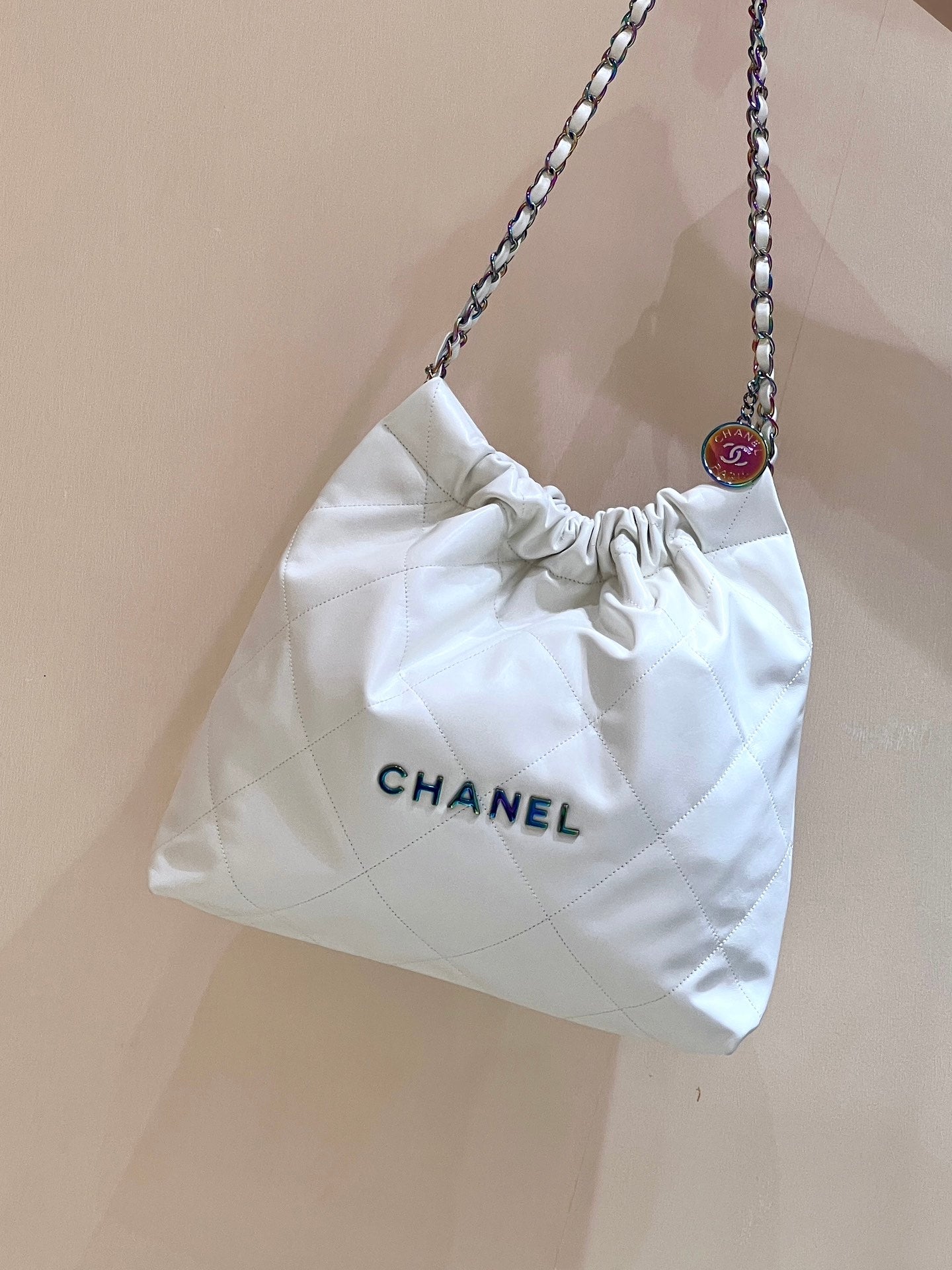 小香風-早春新款Chanel 22號手袋 白色大號