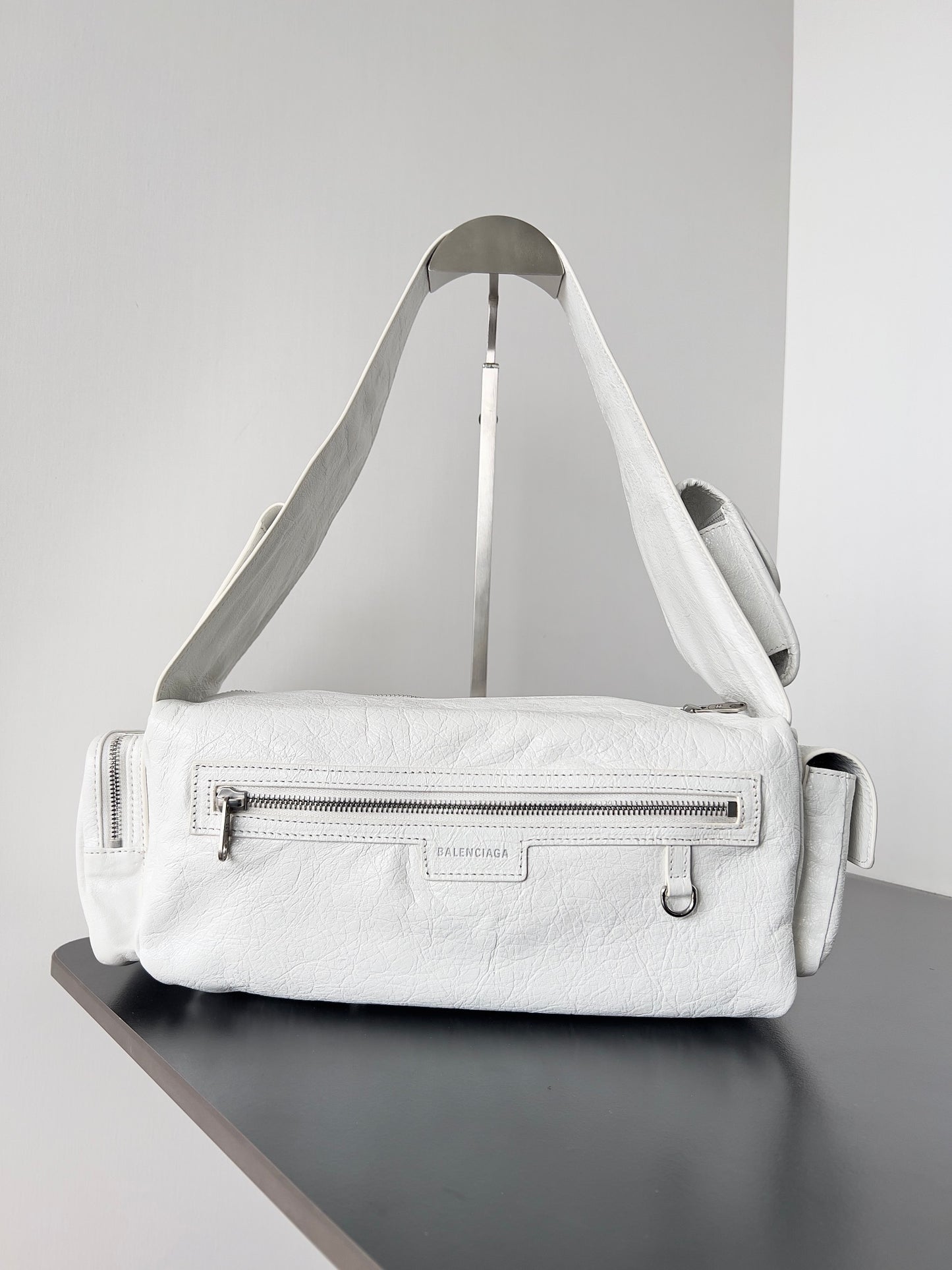 巴黎世-SUPERBUSY包-中號35cm 白色