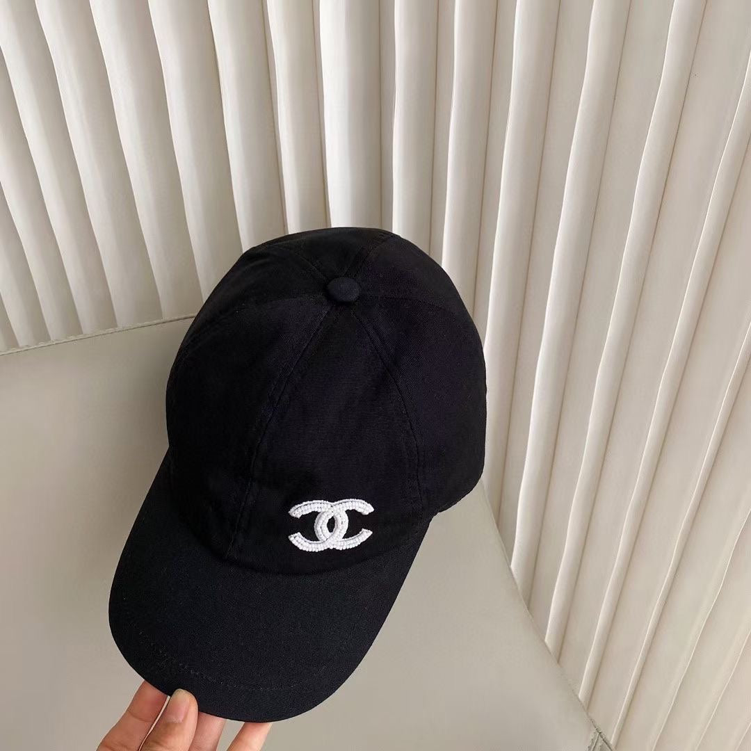 小香家-簡約刺繡Logo帆布棒球帽 黑色