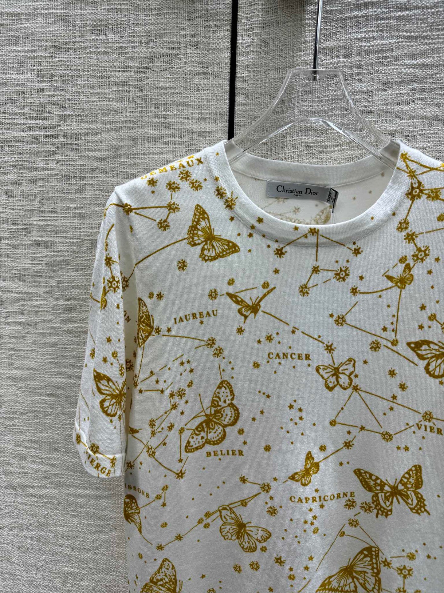 迪D家-2403 蝴蝶圖案圓領短袖TEE