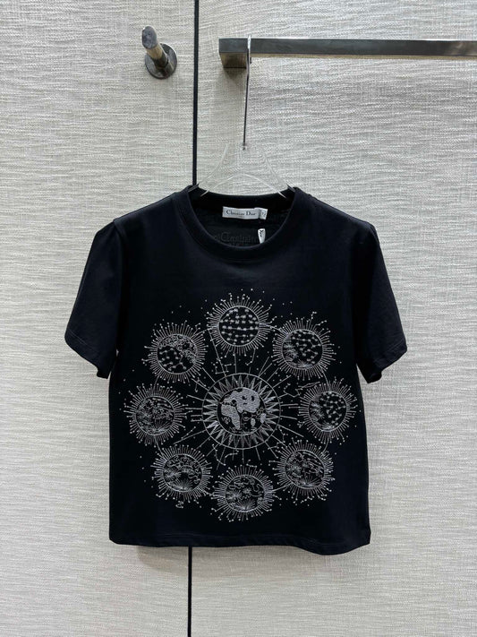 迪D家-2403 24早春最新撞色刺繡高訂百搭TEE 黑色