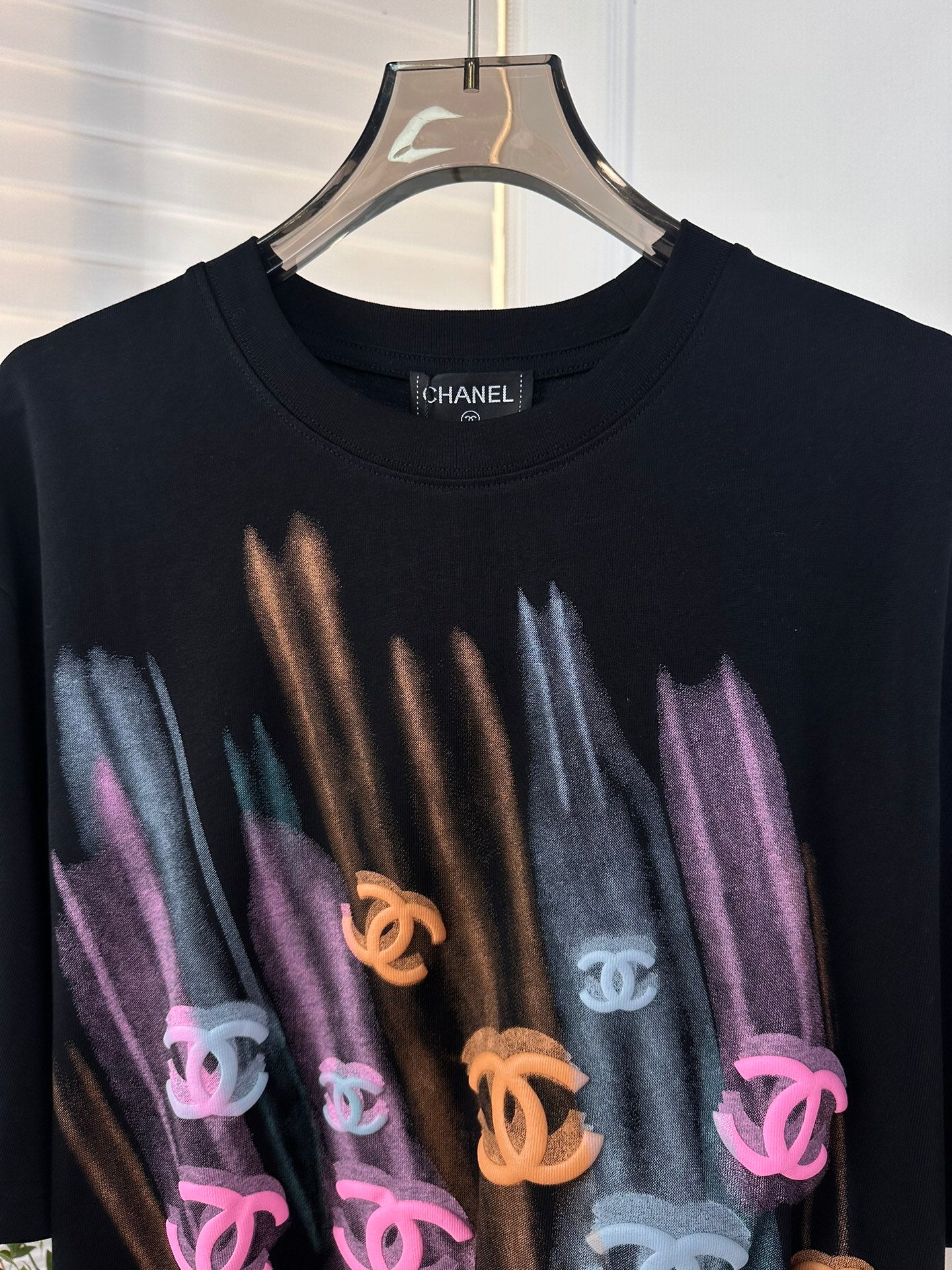 小香家-2403 24春夏新款多巴胺彩繪中古印花TEE