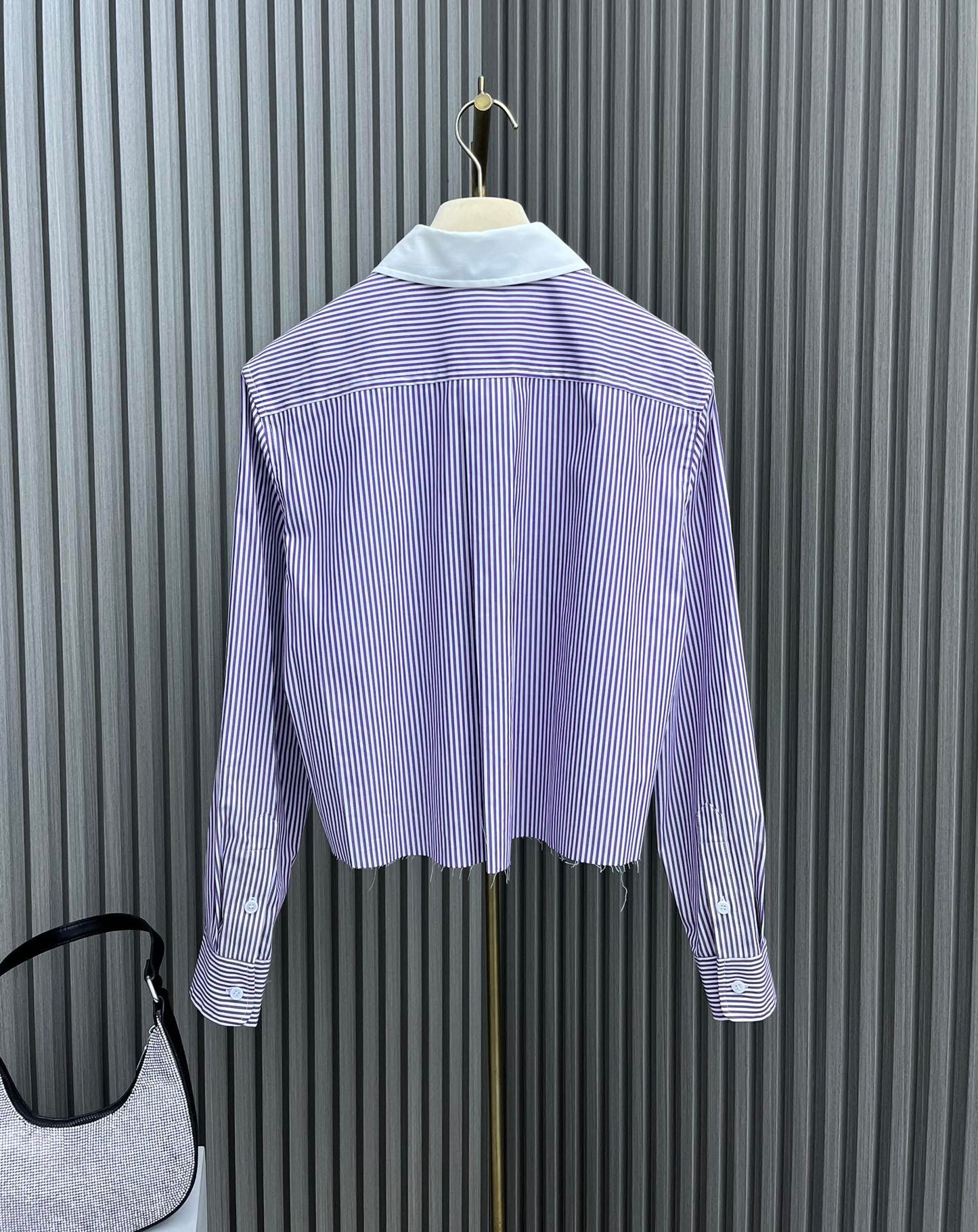 穆M家-2404  24新品上架字母條紋短襯衫