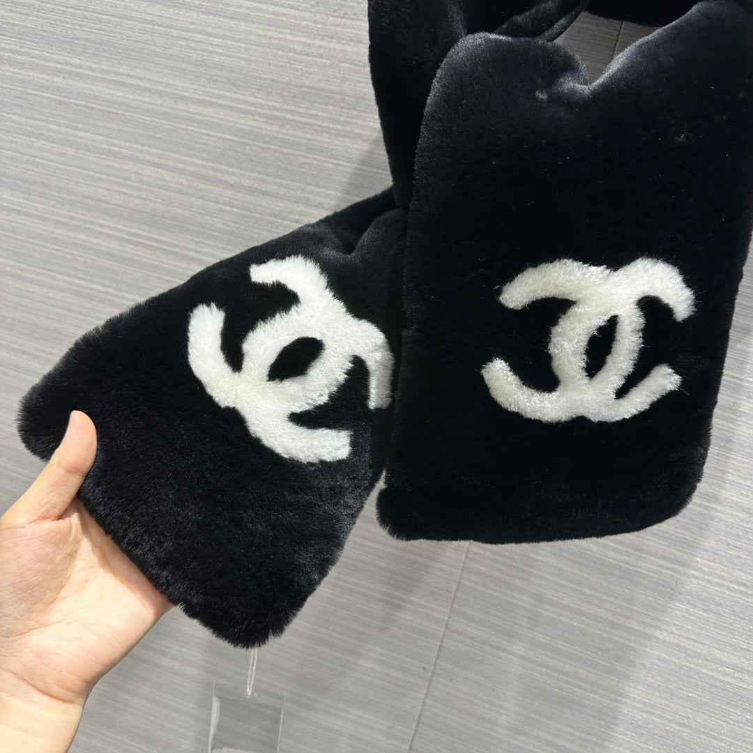 小香家-2023秋冬新款雙C圍巾 黑色