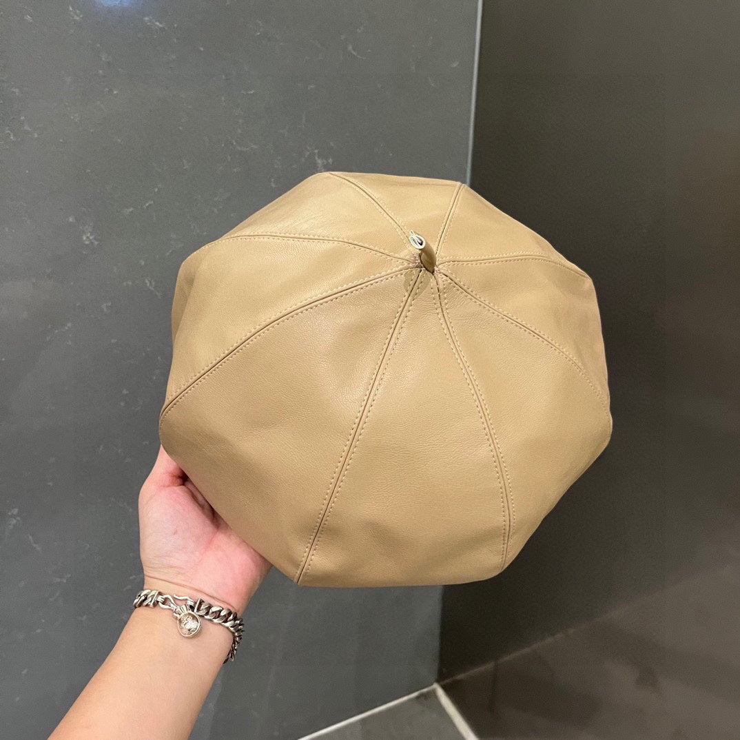 小愛款-高級皮質感畫家帽 卡其色