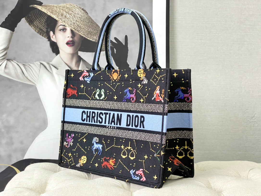 迪D家-BookTote 刺繡手袋 黑色圖案 37x30x16cm