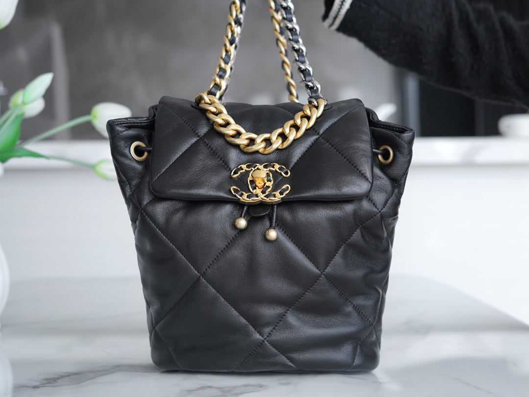 小香家- Chanel 24C 19bag 雙肩後背包 黑色