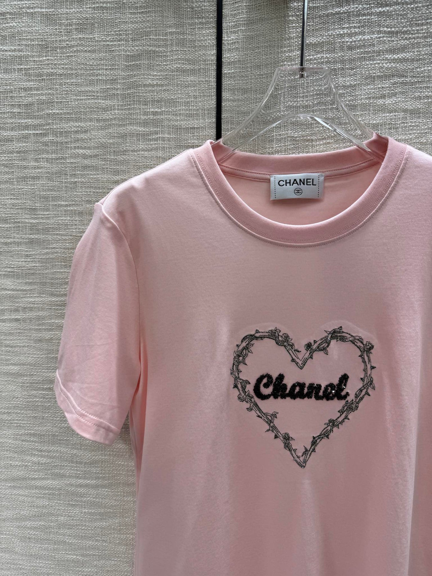 賽C家-2403 愛心字母刺繡TEE 粉色