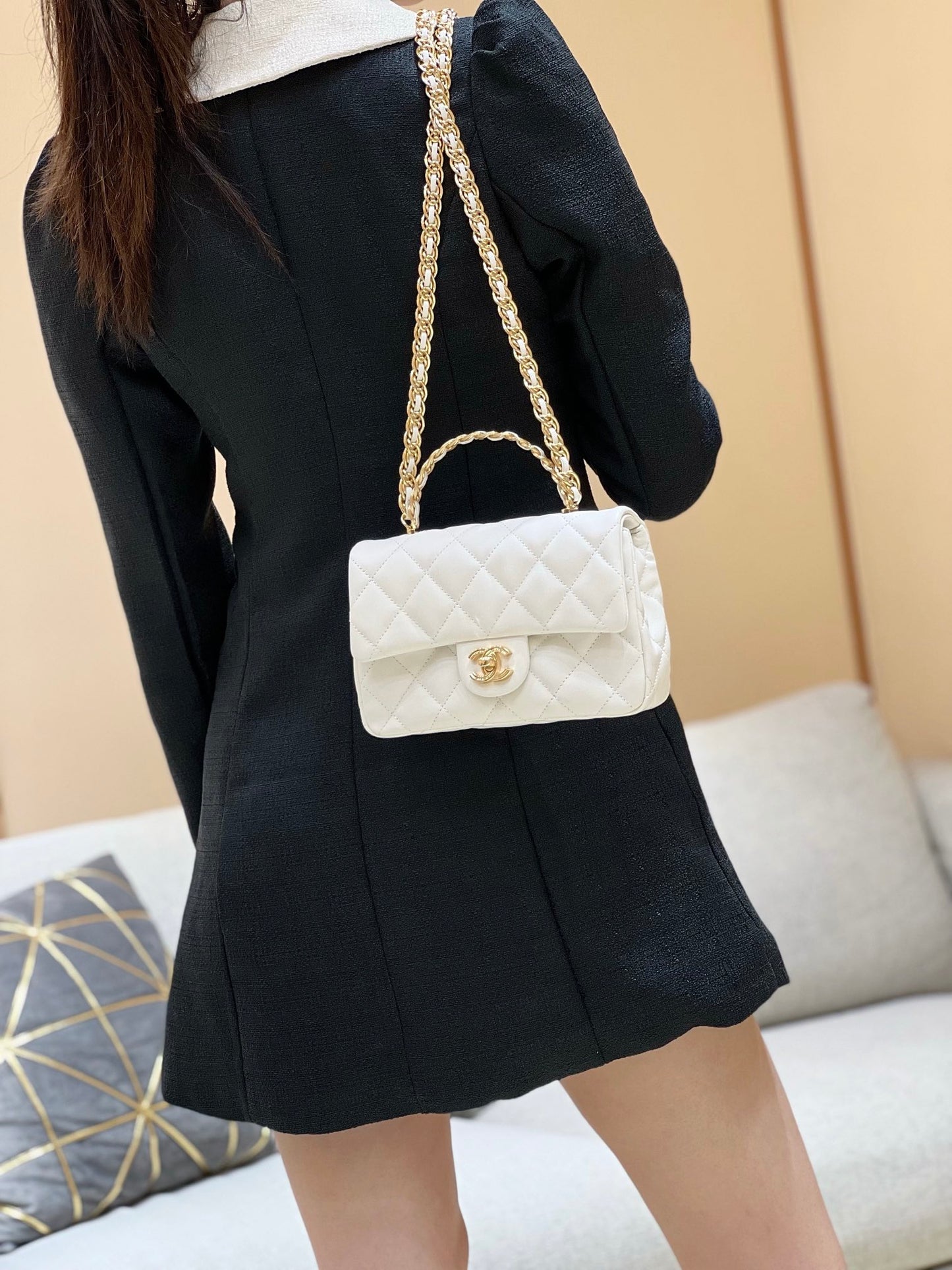 小香家-Chanel 23A CF水鑽手柄 白色