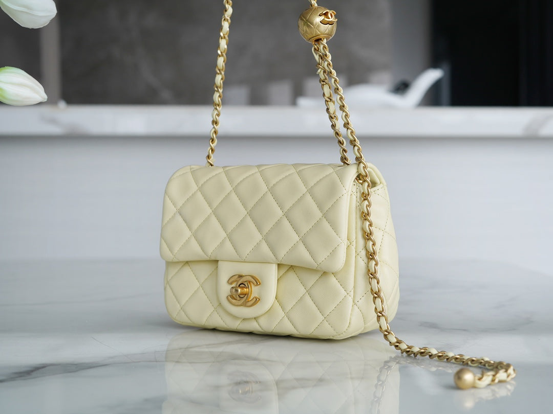 小香家-Chanel 23k 金球方胖子 鵝蛋黃色