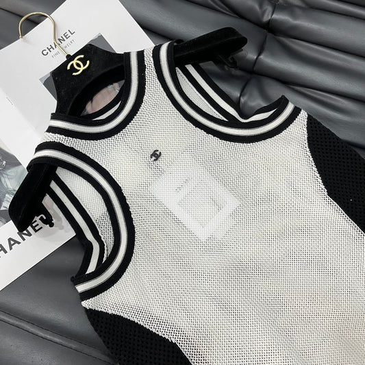 小香家-2403 24新品上架挖肩鏤空背心 白色