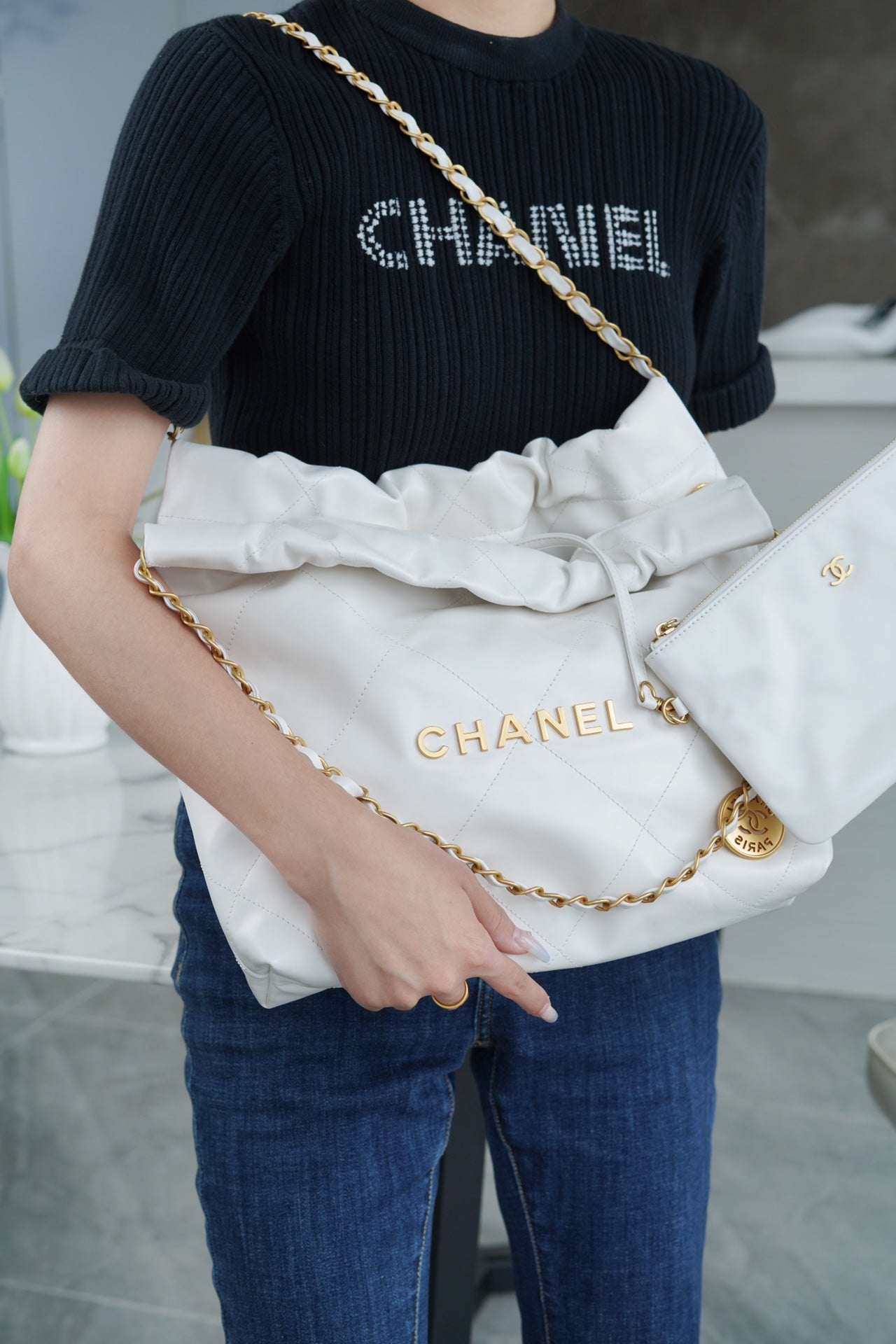 小香家-Chanel 22號手袋 白金色小號