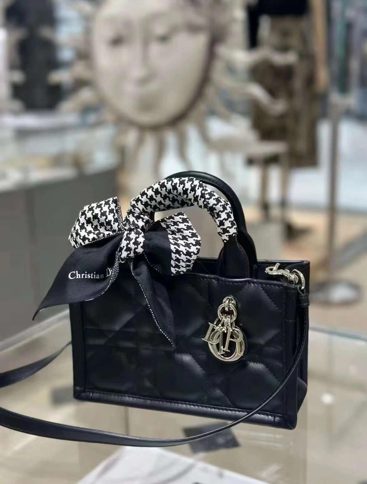 迪D家-Book Tote 背帶托特包 黑色 Mini