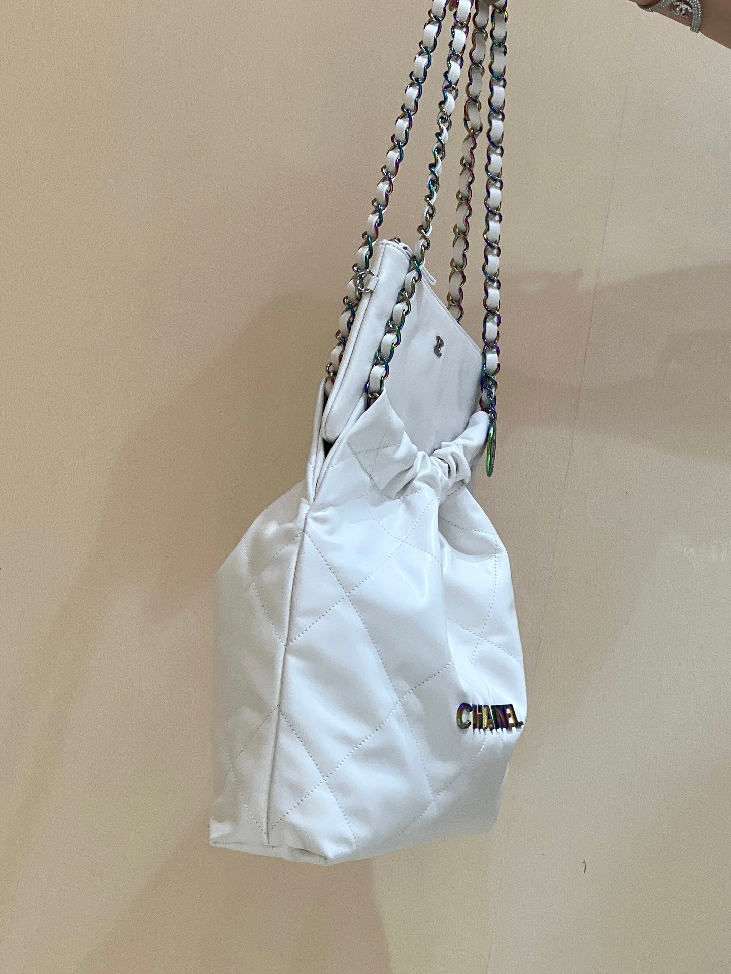 小香風-早春新款Chanel 22號手袋 白色大號