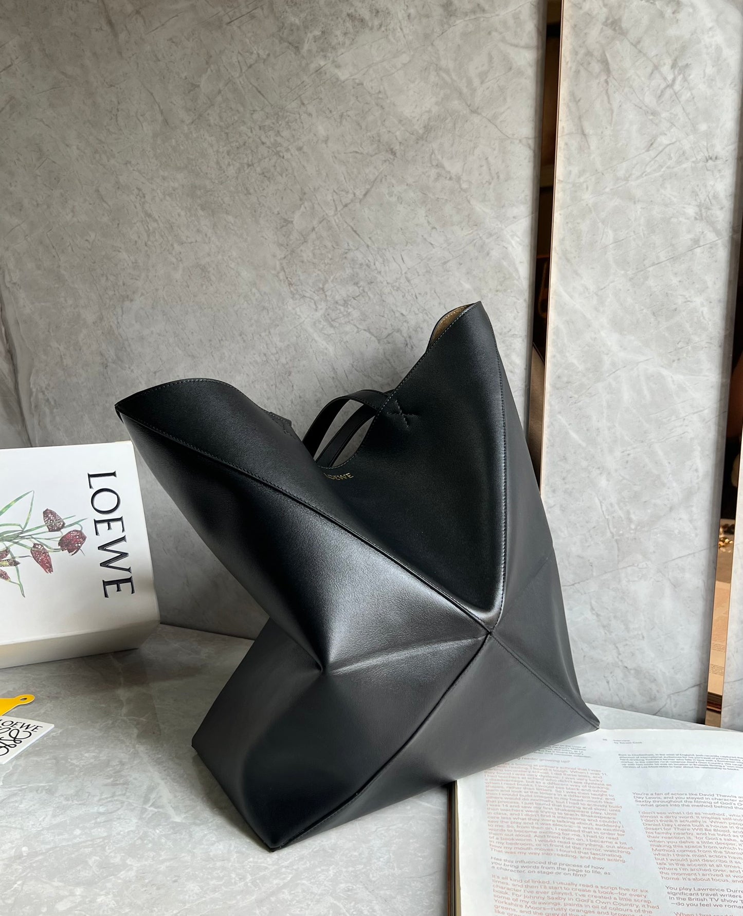 熱銷款 羅L威-PUZZLE FOLD 托特包 經典黑