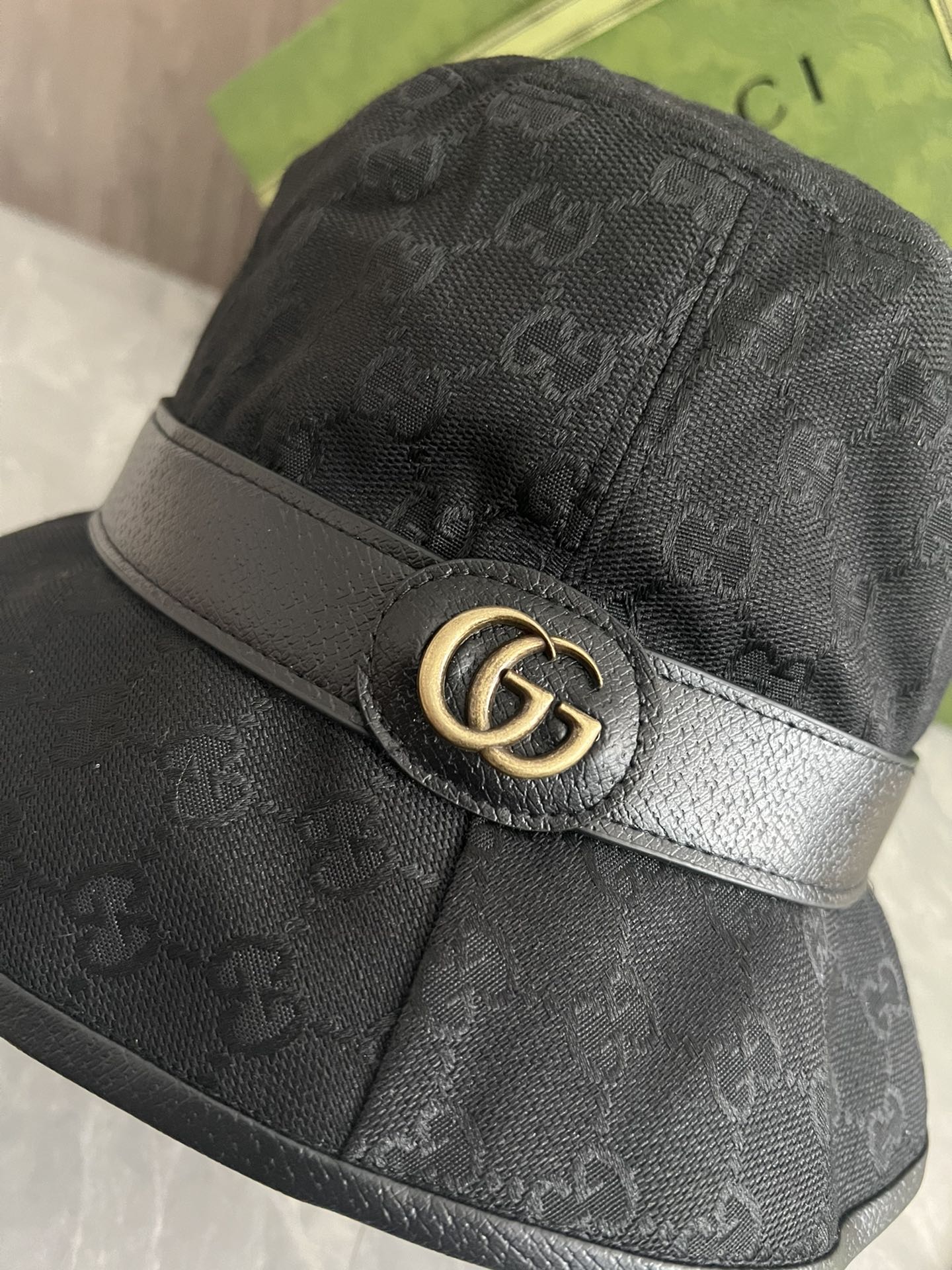 古G家-老花真皮金屬雙G字母漁夫帽 黑色