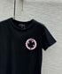 小香家-2403 刺繡四葉草字母圓領短袖TEE 黑色
