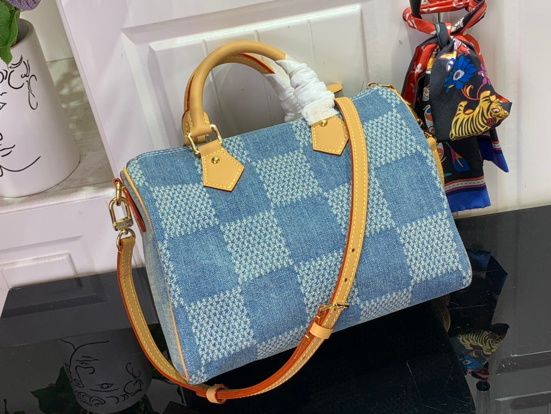 M40700 路L家-NANO SPEEDY手提包 25cm