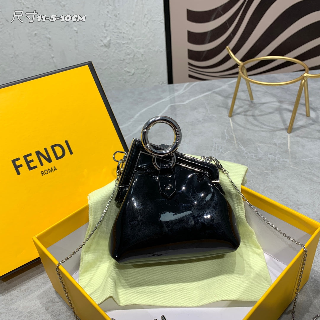 芬F家-First手袋 Mini 漆皮黑色