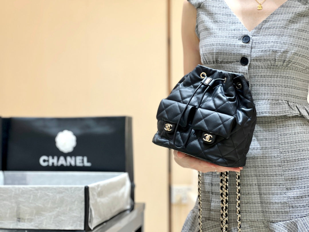 小香家-Chanel 23B 雙肩包背包 黑色