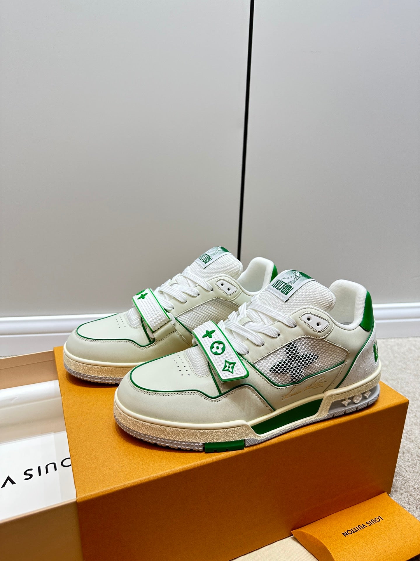 路L家-Trainer 運動鞋 白綠色