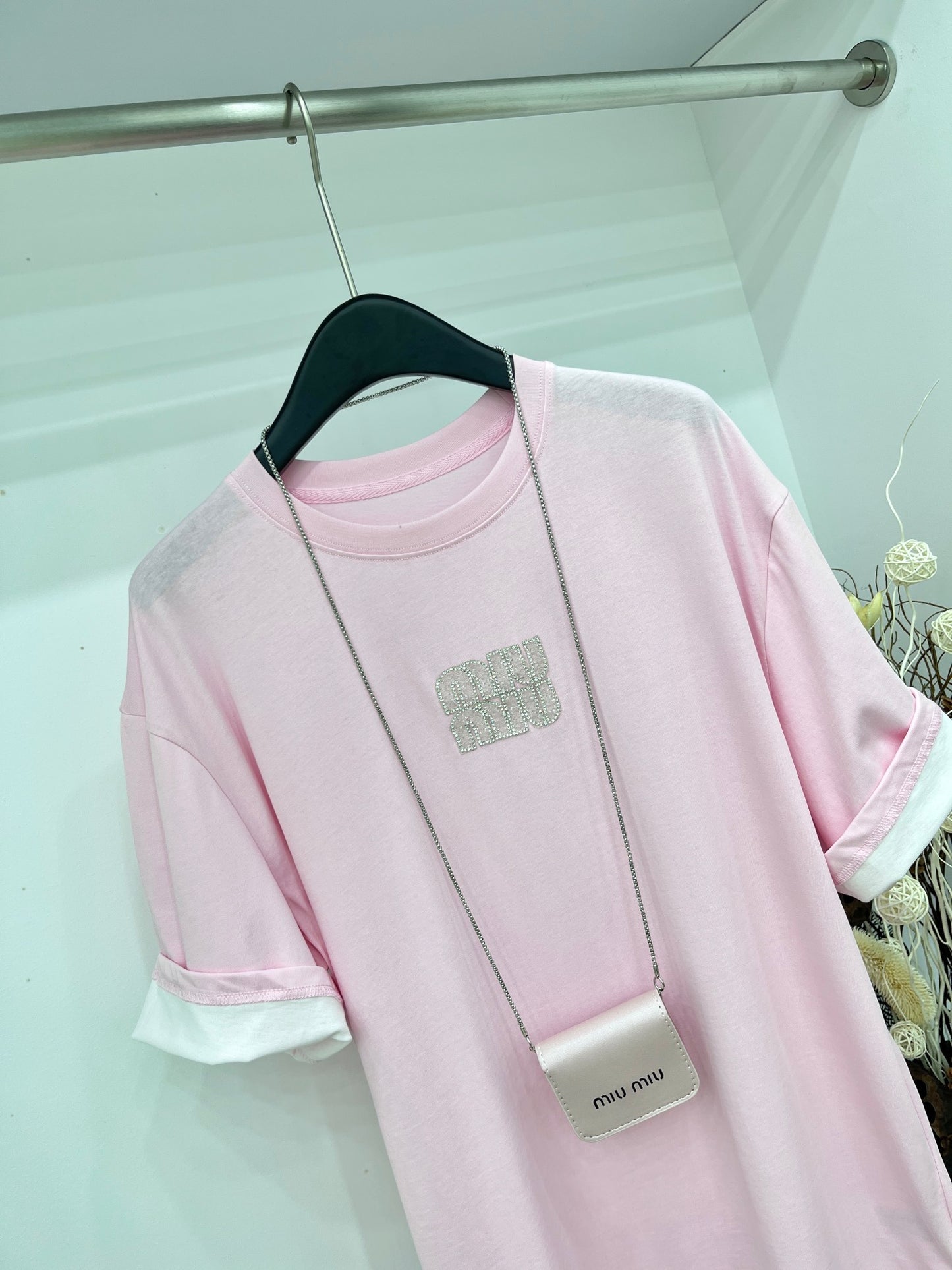 穆M家-2404 24新品字母手工鑽訂製短袖上衣 粉色