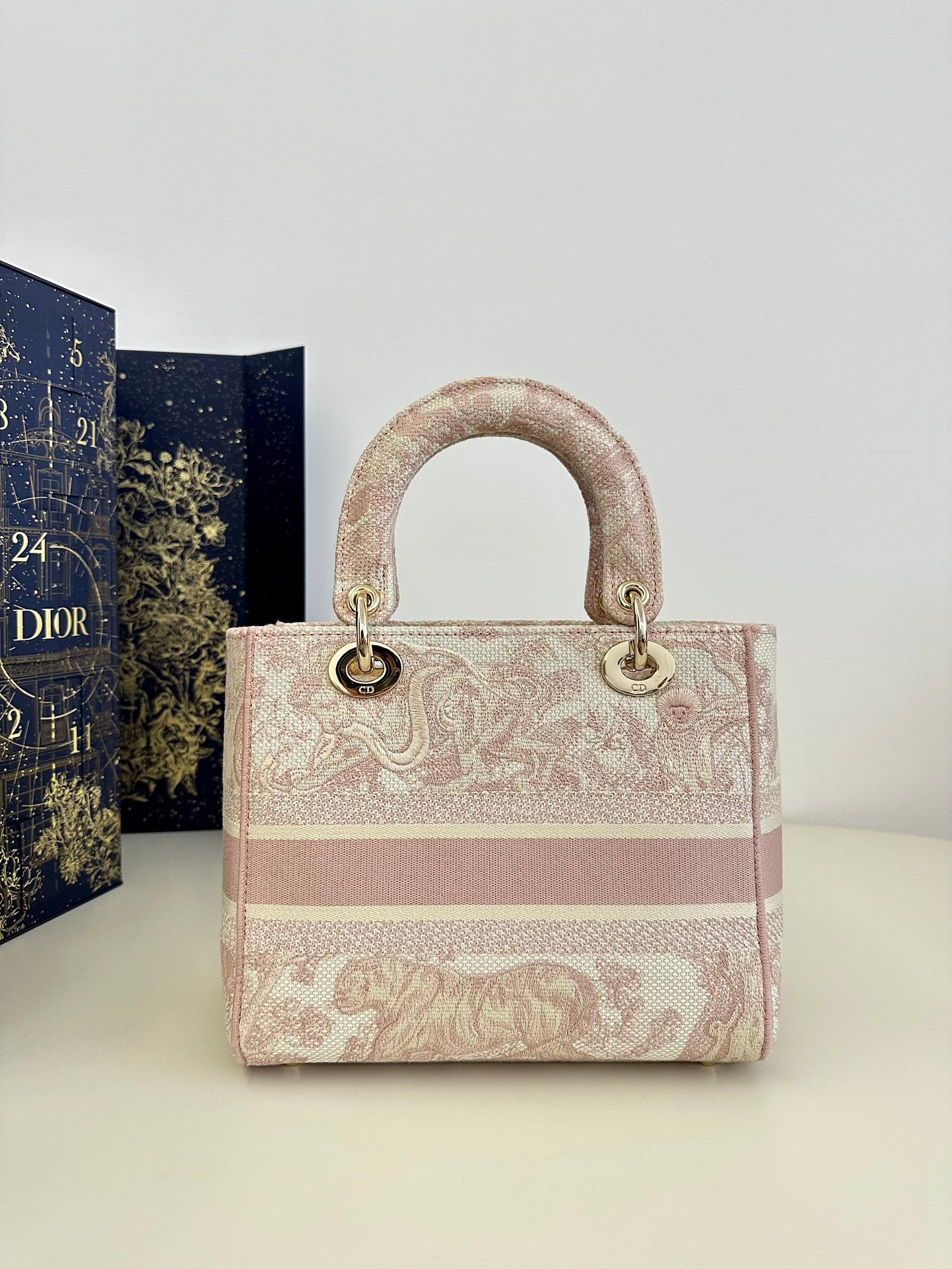 迪D家-Lady 老虎刺繡系列 裸粉色 24CM