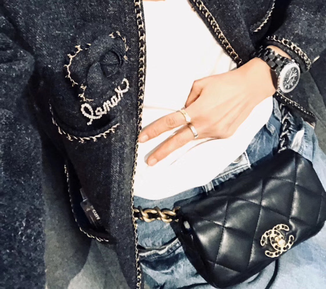 小香家-Chanel 19腰包 迷你口蓋黑色