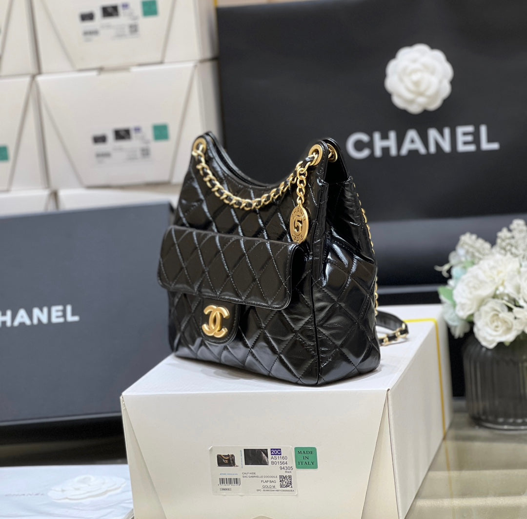 小香家-Chanel Hobo 23c早春款 油蠟皮黑色 大號