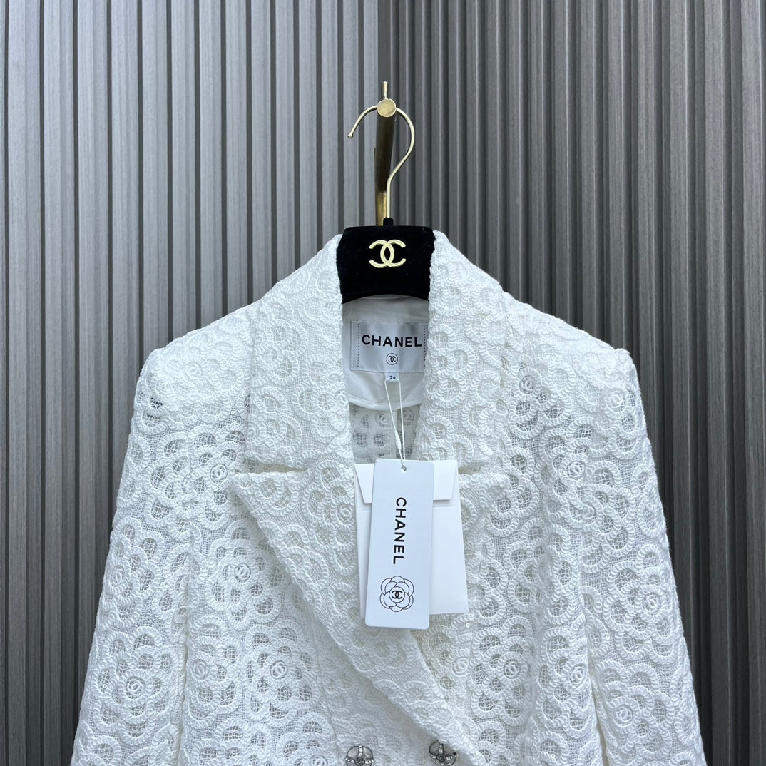 小香家-2403 24新品上架重工珠片繡花外套 白色