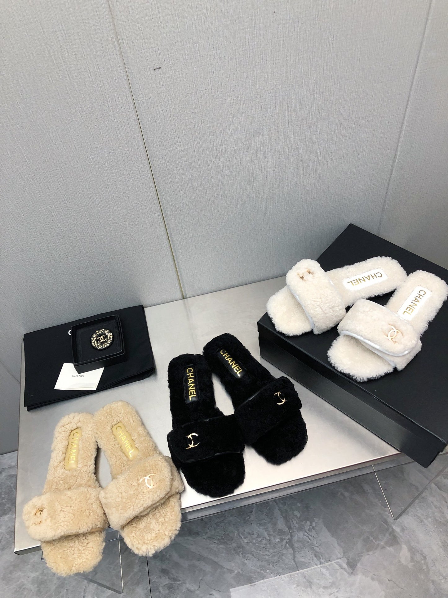 小香家-雙C毛毛拖鞋 黑色