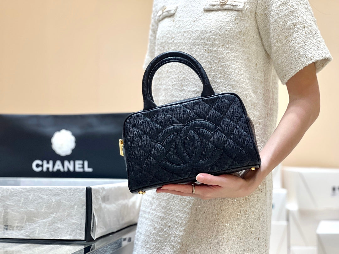 小香家-Chanel Vintage 中古保齡球包 黑色