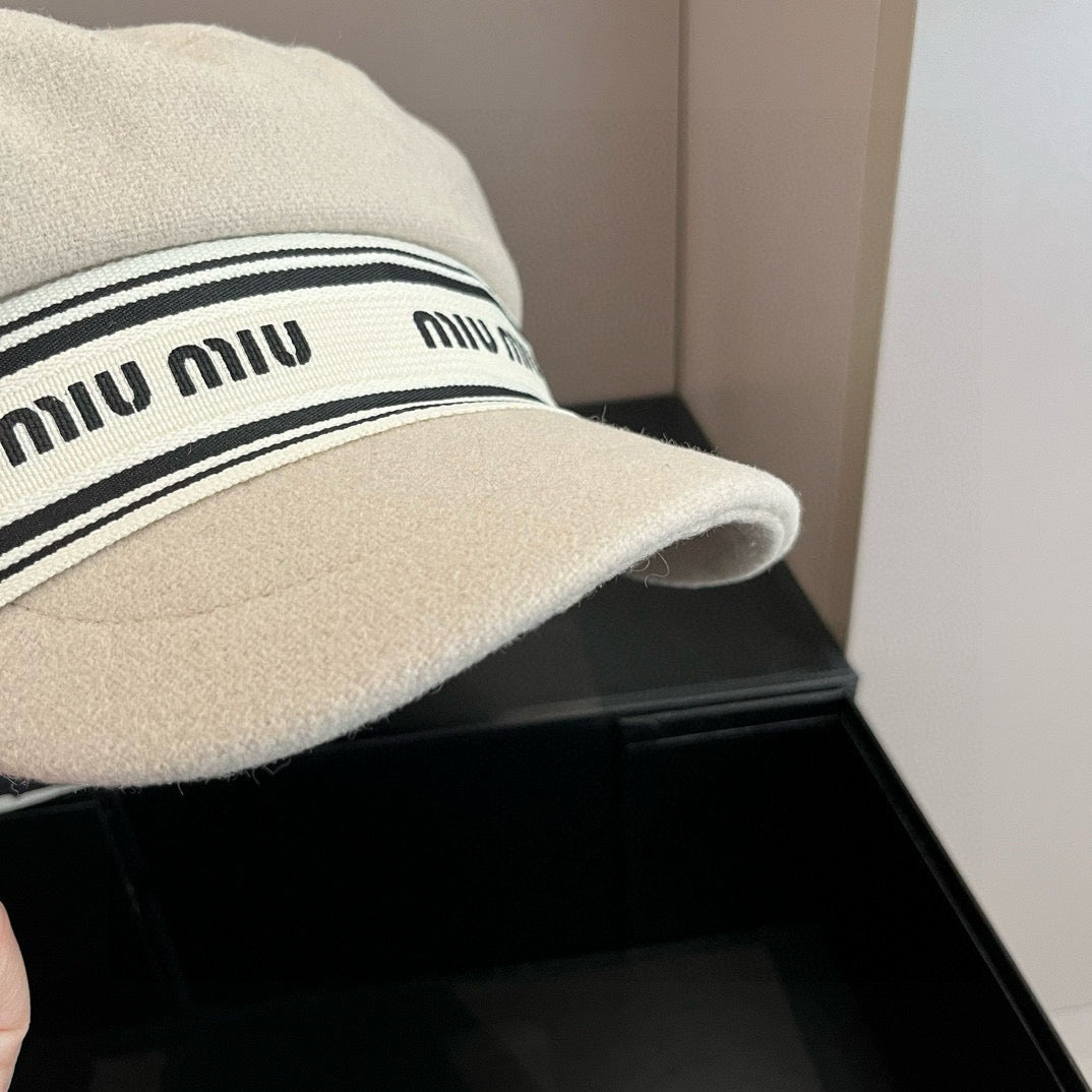 穆M家-logo標誌報童帽 白