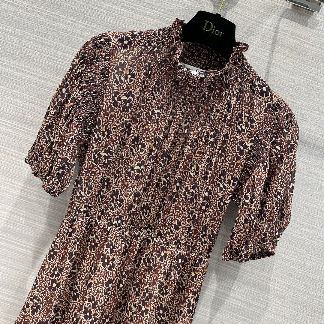 迪D家-2403 24春夏新品赫本風復古抽像元素印花絲質洋裝 紅色