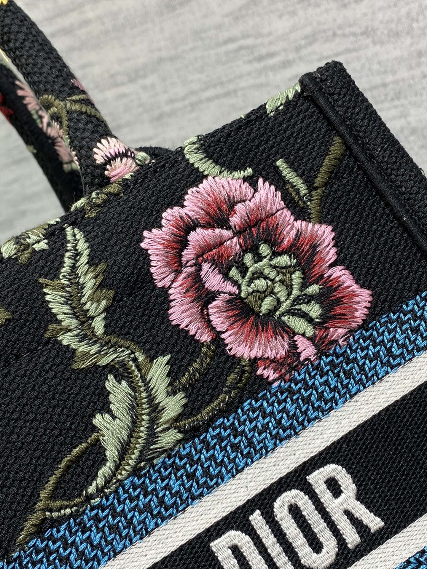 迪D家 Book Tote 刺繡字母黑色 小號26.5cm